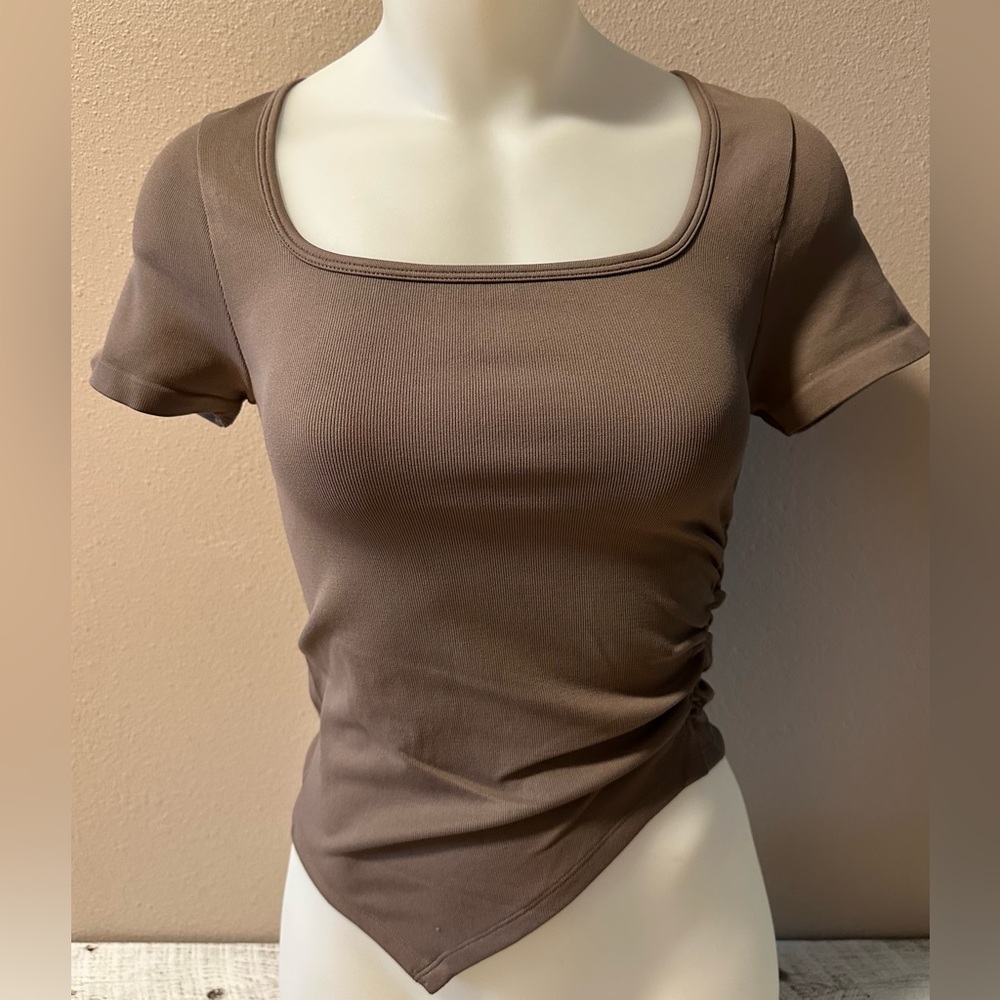 OQQ Athletic Top - NWOT